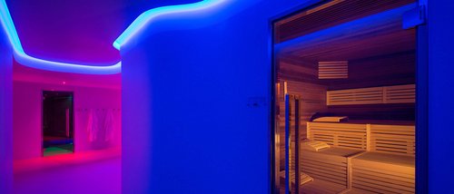 SPA in Umbria Privata in Esclusiva con Apertura Notturna La nostra SPA in Umbria aperta di notte